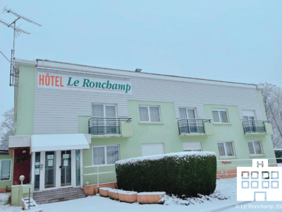 Hôtel LE RONCHAMP_Le-Ronchamp-ext-hiver-Canva
